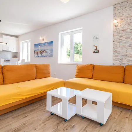 Stunning In * 믈리니